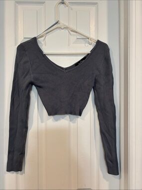 Love Tree Ribbed V-Neck Long Sleeve Crop Top - Charcoal Gray